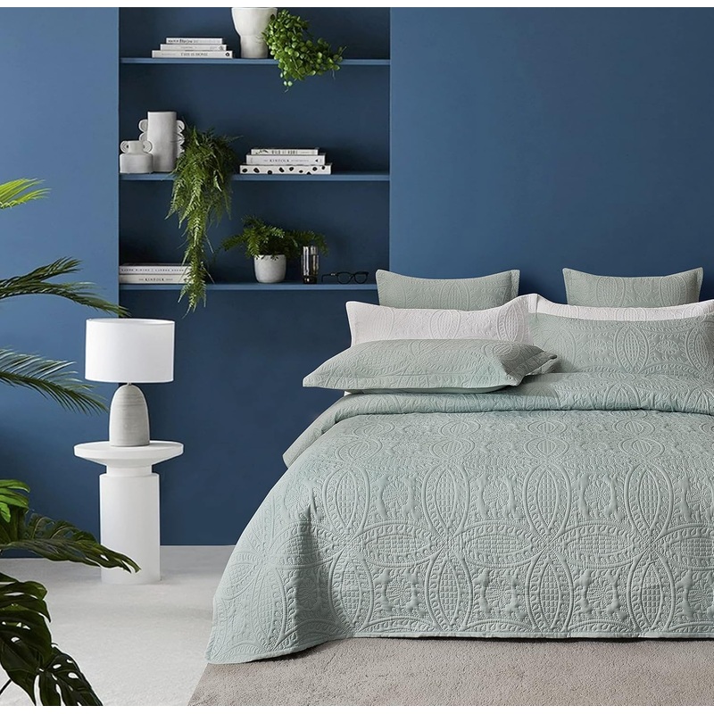 Lisbon Quilted 3-Piece Embossed Coverlet Set (Sage Green, Double/Queen)