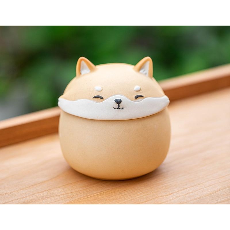 Artisan Ceramic Sealed Storage Jar with Animal Design – Airtight Tea Preservation & Decorative Accent(light yellow)