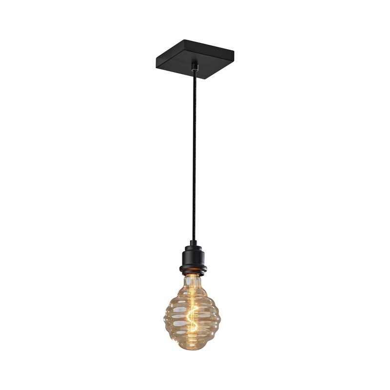 Wren Pendant Black