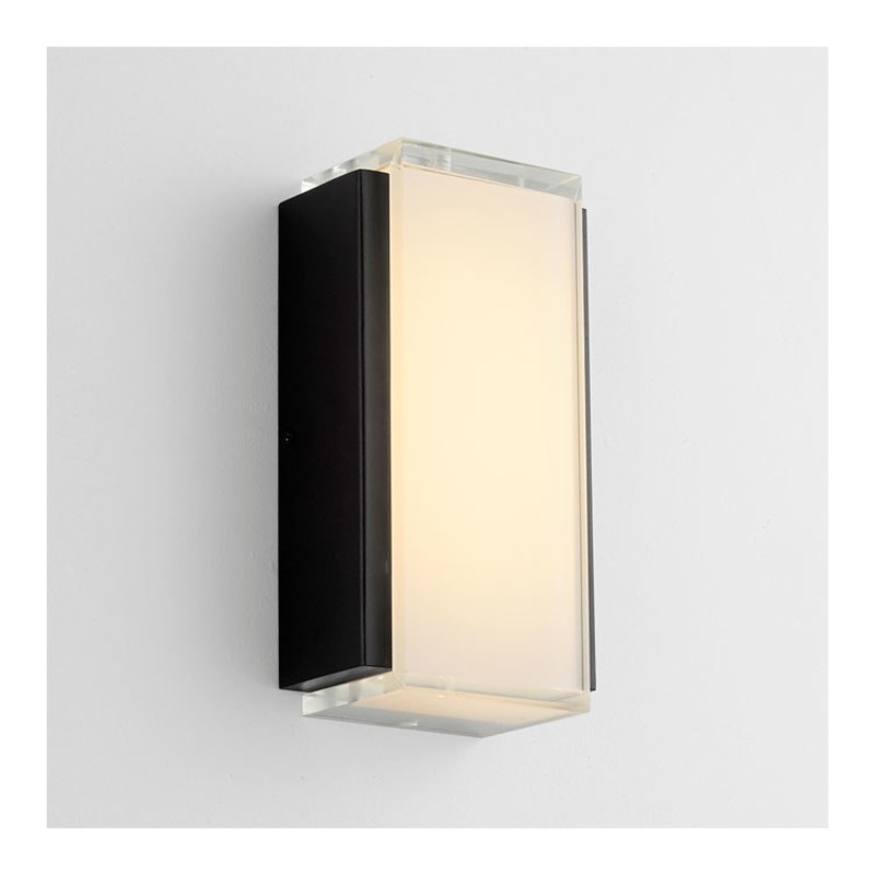 Helio Single-Light Small Outdoor Wall Sconce – Black
