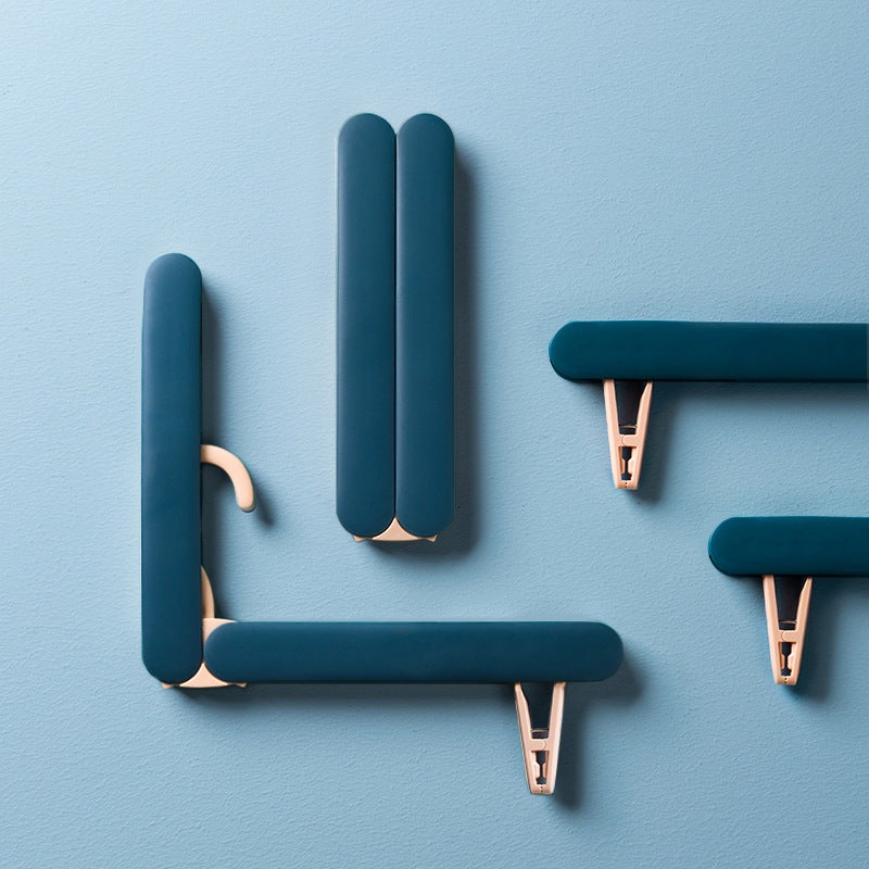 2PCS Green Portable Travel Hanger with Hidden Clips – Lightweight Folding Clothes Hanger for Socks and Small Items