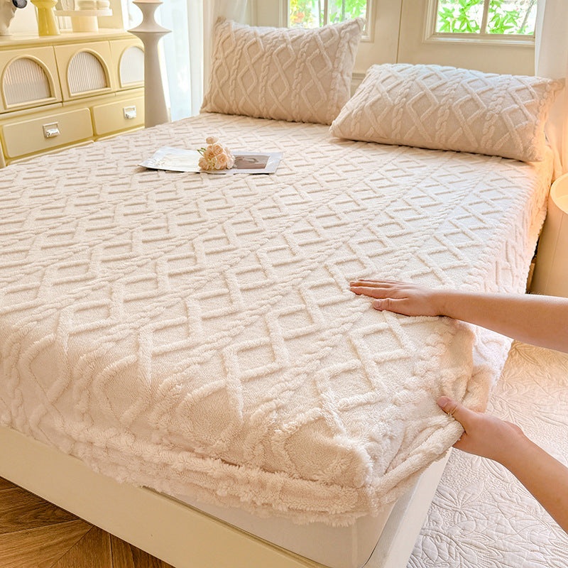 Beige Ultra Soft Plush Fitted Sheet – Winter Warm Plush Bed Sheet Embossed Diamond Pattern (150x200cm)