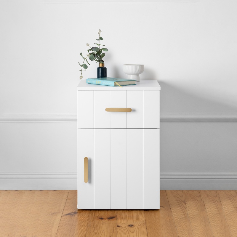 PORTO BEDSIDE TABLE – WHITE – VJ PANEL – OVAL BRASS