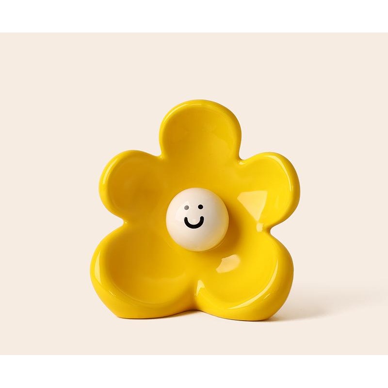 Artistic Floral Smiling Face Vase – Modern Ceramic Decor with Gloss Finish(lemon-yellow)