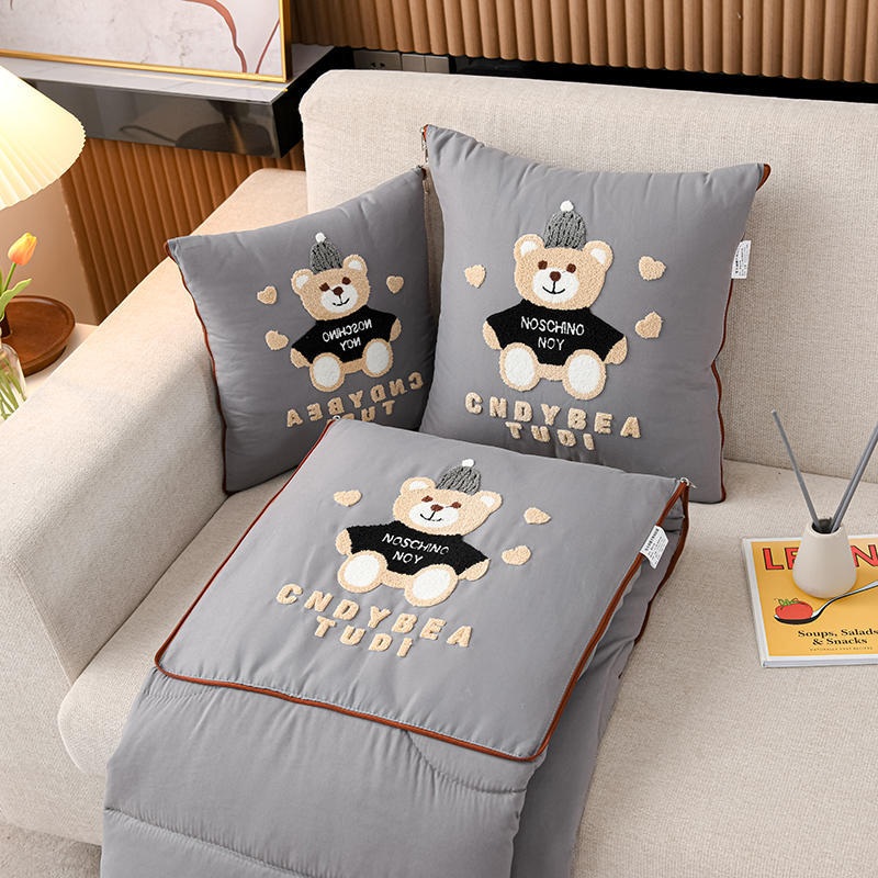 Grey Cap Bear 2-in-1 Foldable Car Pillow Blanket – Cozy 40x40cm Pillow, Unfolds to 100x150cm Blanket for Travel and Office Naps