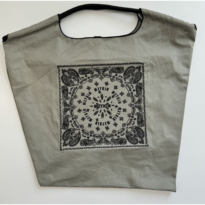 Printed Canvas Tote Bag – Water-Resistant, Large Capacity Shoulder Bag with Intricate Pattern(Dark grey datura flower)