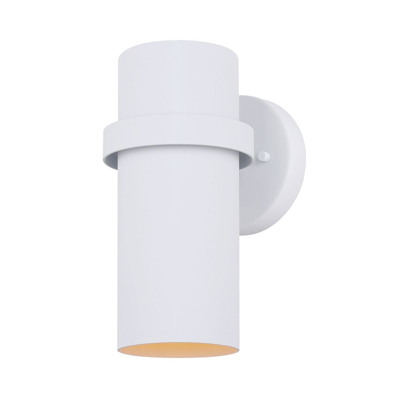 Canarm IOL516WH Gavi One Light Outdoor Wall Mount White (Discontinued)