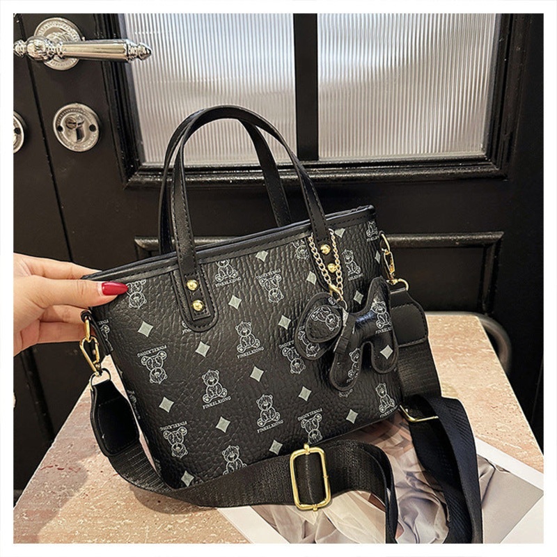 Chic Print Tote Bag with Bear Charm – Versatile Handbag & Crossbody(black)